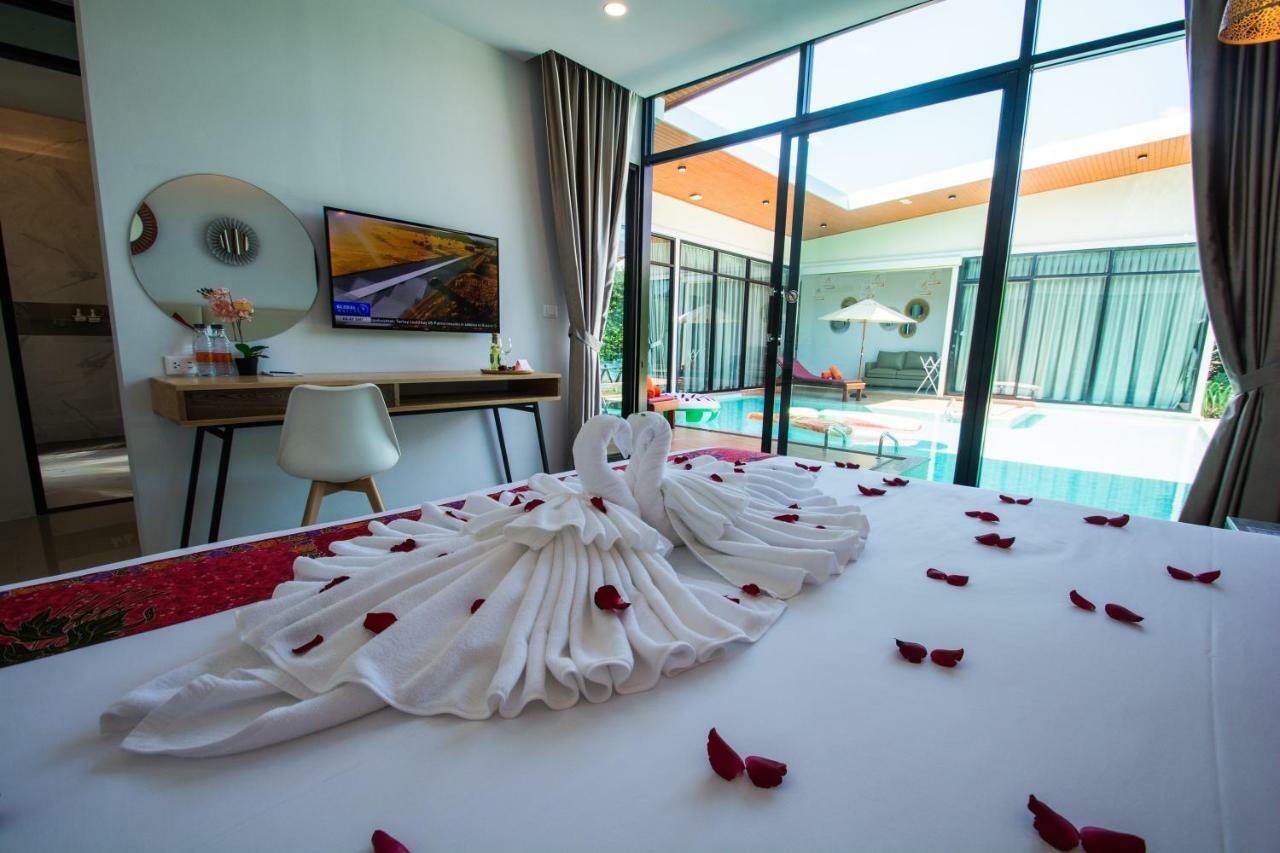 Good Night Pool Villa Phuket - Sha Plus Bagian luar foto